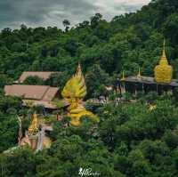 วัดถ้ำผาแด่น จ.สกลนคร
