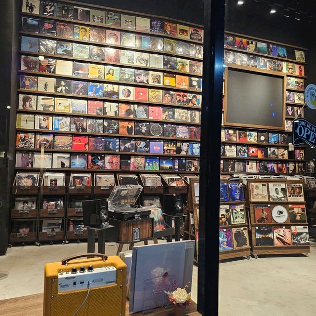 台灣音樂🎼心臟💜，台北音樂流行中心✌️