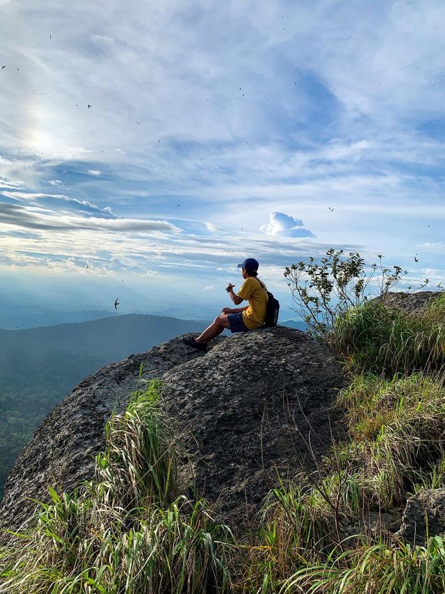 เขาหลวง สุโขทัย กับฉายา “ภูเขาปราบเซียนในภาคเหนือ”