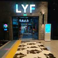 lyf sukhumvit 8 bangkok โรงแรมน่าพัก