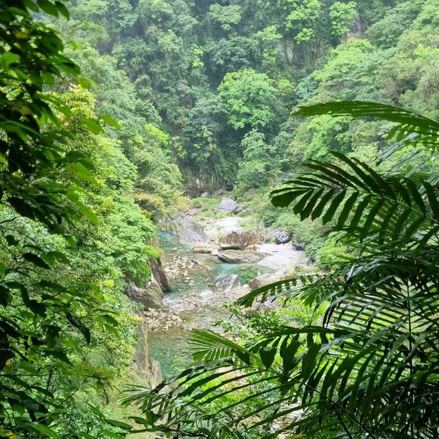 beautiful Shakadang Trail