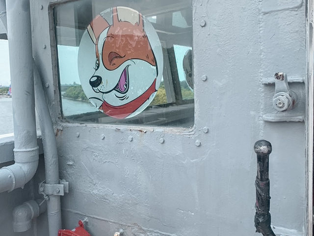 全台唯一的軍艦博物館就只在這,海上咖啡廳像水族館一樣超吸睛 