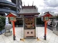 広島。カープの応援前に訪れたい場所『友元神社』の『昇鯉岩』