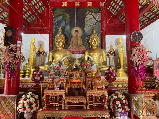 ‘วัดหมื่นตูม’ วัดสถาปัตยกรรมซุ้มประตูสวย