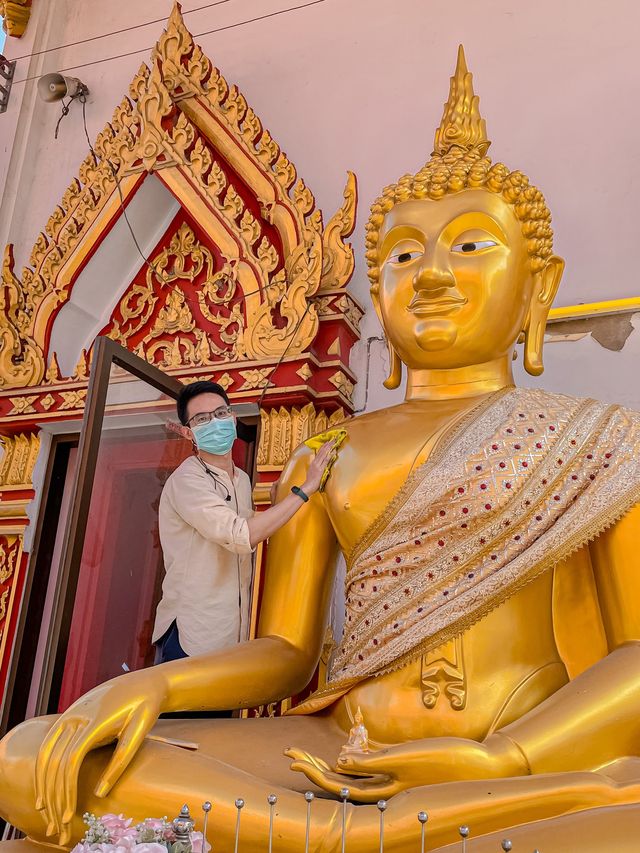 วัดใหญ่ โบสถ์สวย วัดเปรมประชา
