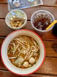 ก๋วยเตี๋ยวเรือแม่วันดี อยุธยา