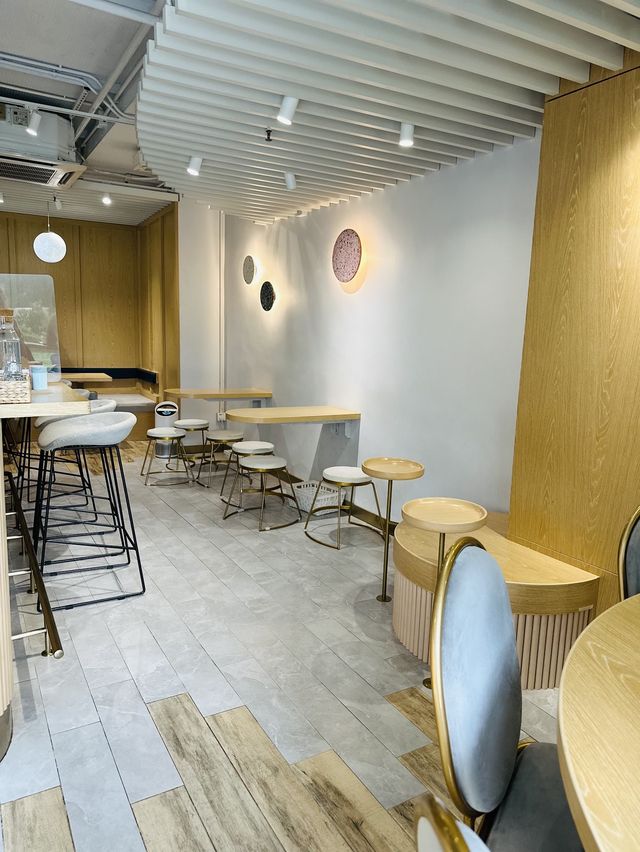 北角匯簡約日系淺色風格cafe 