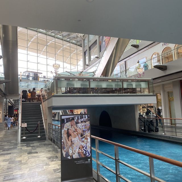 Shopping Paradise