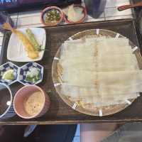 넓적우동이 맛있는 행리단길 맛집 [요미우돈교자]