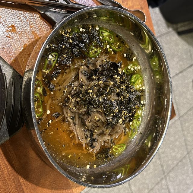 광교 닭갈비 맛집, “울동네꾸이집“