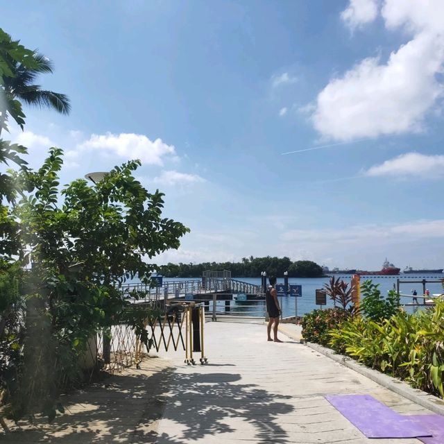 Weekend Kayaking at Sentosa Siloso Beach