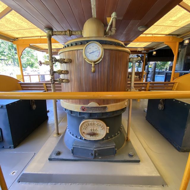 TDS移動にも便利！風景も最高！蒸気船の船旅ディズニーシー・トランジットスチーマーライン