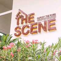 จิบกาแฟรับลมชิลๆ ที่คาเฟ่วิวโค้งแม่น้ำ