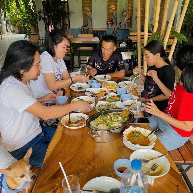 ครัวบ้านแซ่บ ปทุมธานี