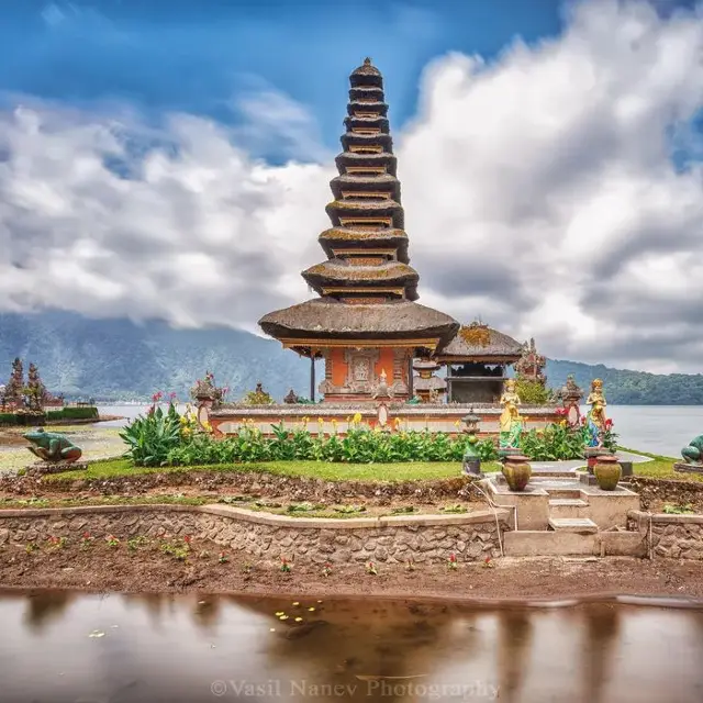 Pura Ulun Danu 😌 Bratan temple  🇮🇩🛕