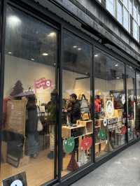 ชมงานศิลปะในวันชิว ๆ ที่ Huashan Creative Park