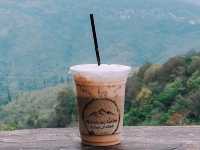 ผาเมืองคอฟฟี่ กาแฟ 2 ฝั่งแดน
