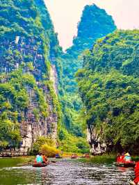 INSTA-WORTHY: Trang An 🛶 Trip In Ninh Binh 🇻🇳