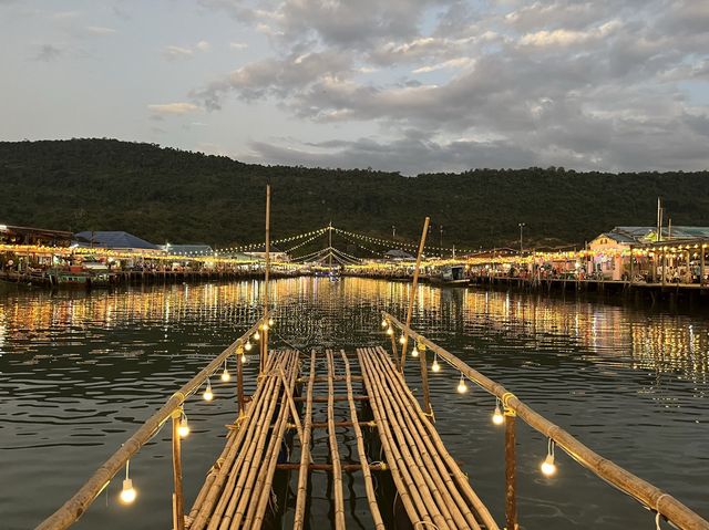 🚣‍♂️ประเพณีแข่งขันเรือพาย  จ.ตราด🚣‍♂️