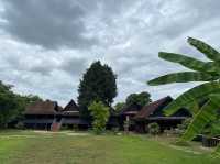 บ้านเสานัก