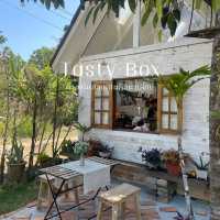 Tasty Boxs | คาเฟ่ในสวนสไตล์อิตาเลี่ยน นราธิวาส