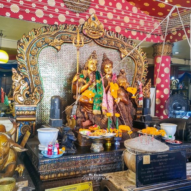 ไหว้พระพิฆเนศที่แยกห้วยขวาง