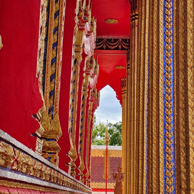 วัดประดู่ อัมพวา