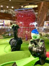 香港　香港観光　奇抜なデザインのK11 MUSEA に圧倒された！