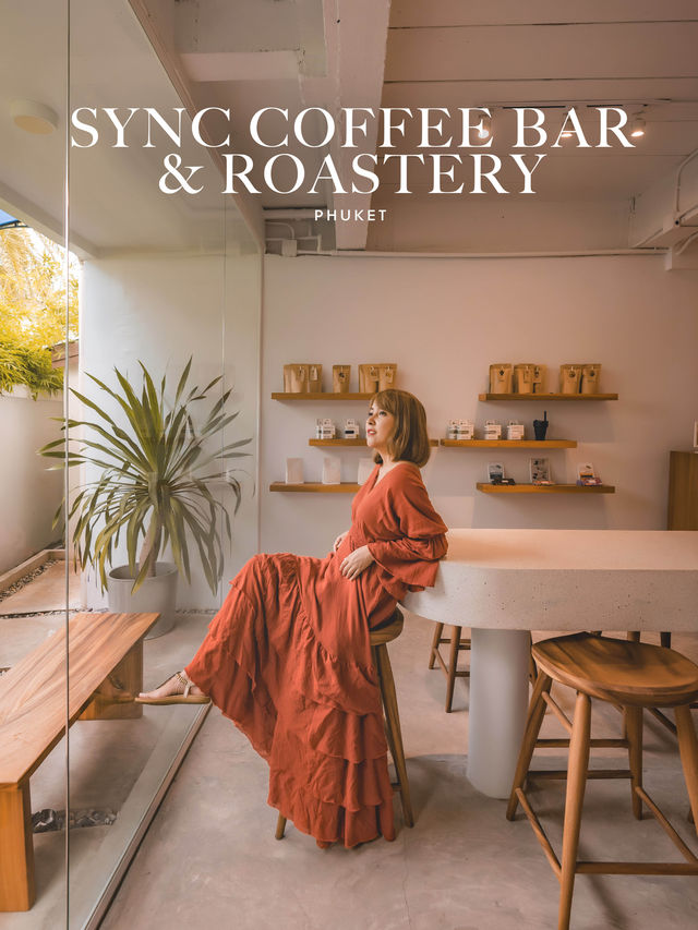 Sync Coffee bar & Roastery คาเฟ่มินิมอลย่านกมลา