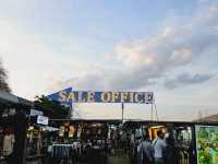ตลาดนัดรถไฟศรีนครินทร์ Train Night Market