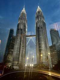Discover the Iconic Petronas Towers, Malaysia 🇲🇾 