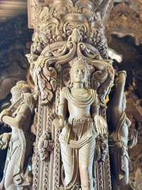 ปราสาทสัจธรรม พัทยา