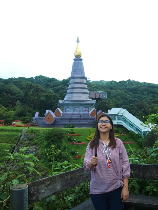 พระมหาธาตุนภเมทนีดล&พระมหาธาตุนภพลภูมิสิริ