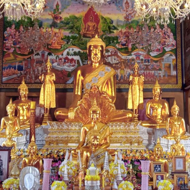 สักการะหลวงพ่อสุโขทัย 600ปีที่วัดสักใหญ่🙏