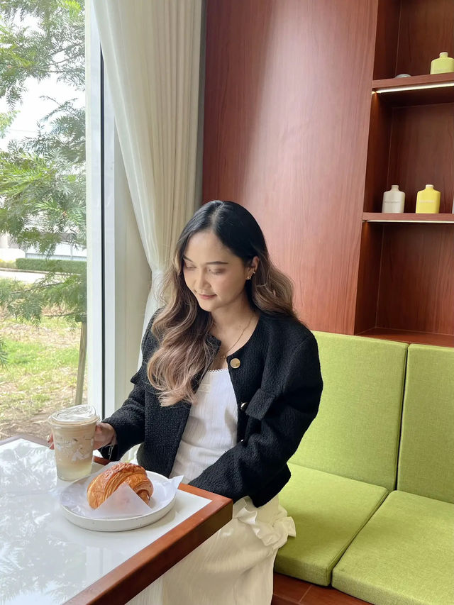 #คาเฟ่เปิดใหม่  ลาดพร้าววังหิน🏛️ 🩰 