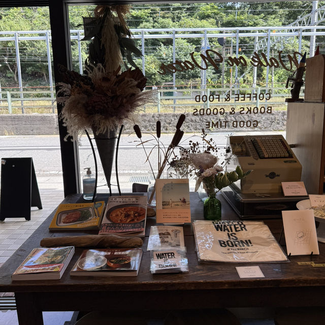 【群馬/水上駅前】Walk On Water -cafe&bookstore-