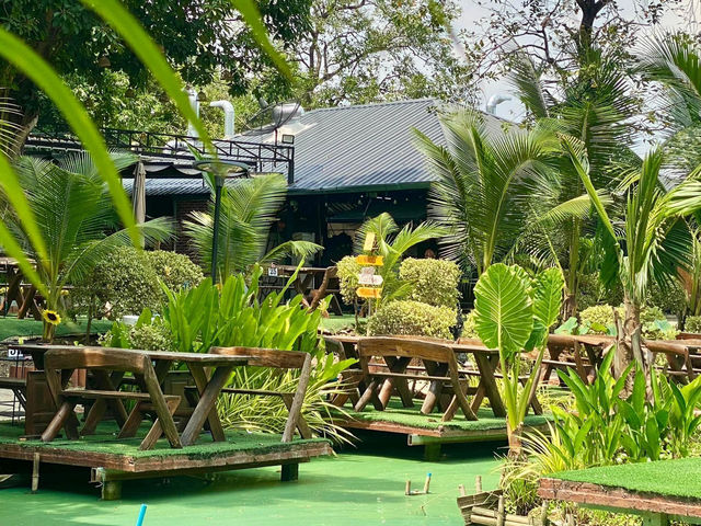 ร้าน  คุ้ ม อี ส า น คาเฟ่  🥗 
