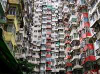 【香港】暮らしが根付く迫力マンション🏢