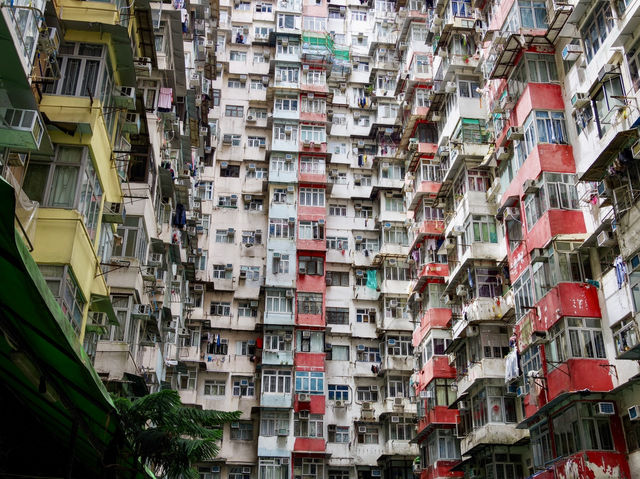 【香港】暮らしが根付く迫力マンション🏢 【香港】暮らしが根付く迫力マンション🏢