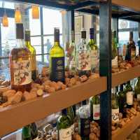 【兵庫・神戸】神戸港と牡蠣料理のマリアージュ「The Oyster Bar KOBE」