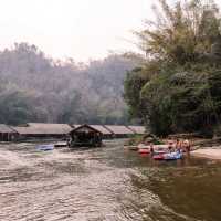 หนีกรุงไปนอนชิลเมืองกาญที่ River Kwai Resotel
