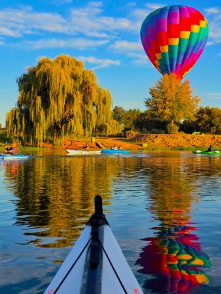 A Morning Kayak Adventure at the Great Prosser Balloon Rally 🎈