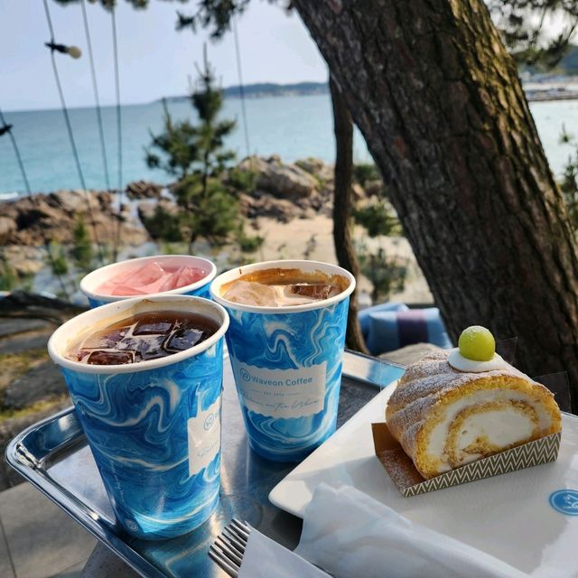 "부산, 힐링과 맛이 넘친 여행 이야기"