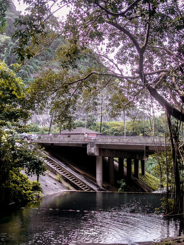น้ำตกสวยเมืองระนอง น้ำตกปุญญบาล💦🌳