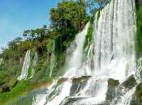 Salto Lanusse의 무지개를 보며 이과수로...