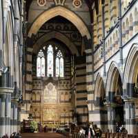 Timeless Elegance and Urban Charm: Flinders Street, St Paul Cathedral and Hosier Ln