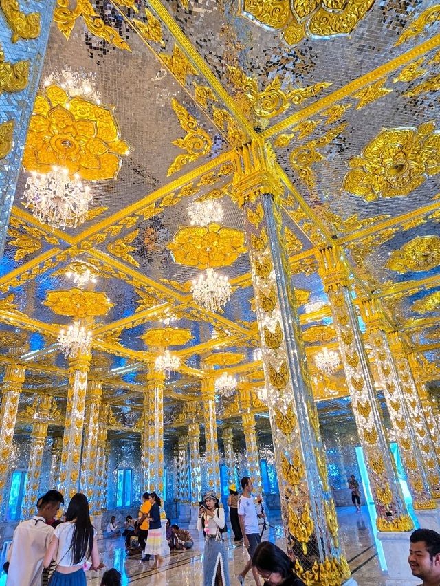 วัดพุทธพรหมยาน ไหว้พระที่วัดเกาะกลางน้ำขอพรปีใหม่