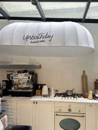 Unbirthday cafe