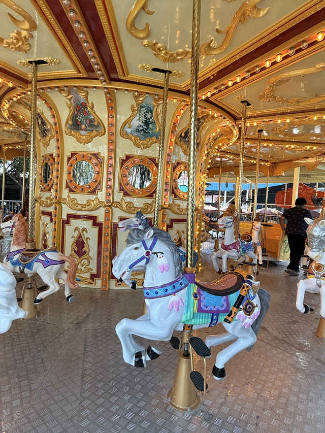 DreamWorld สวนสนุกในประเทศไทย