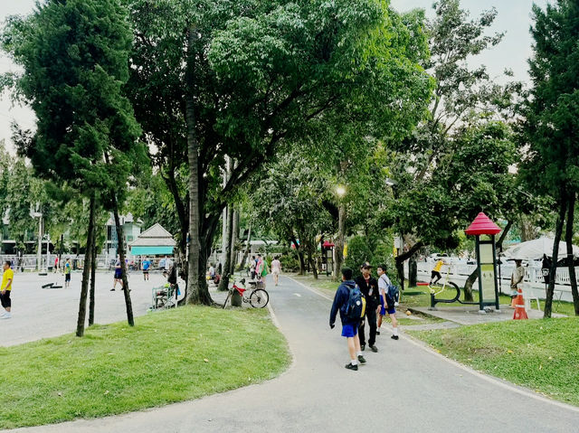 Buak Hard Public Park